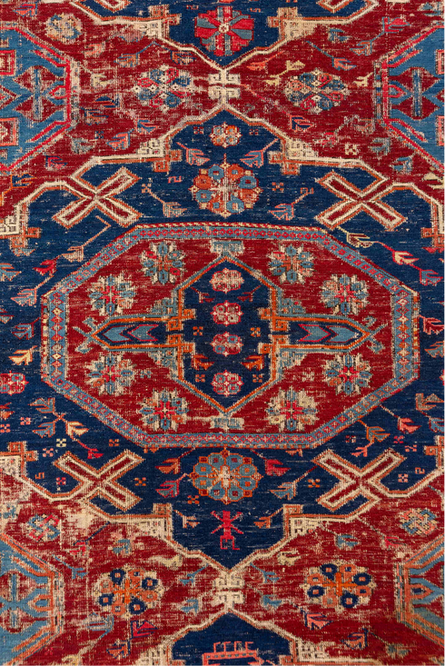 Antique Sumak Area Rug (6' x 9')